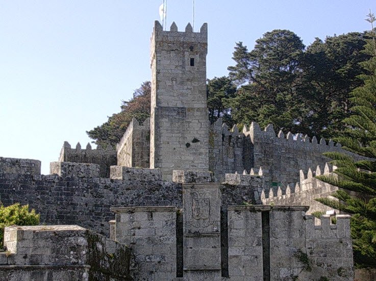 Castelo de Monterreal, Spain